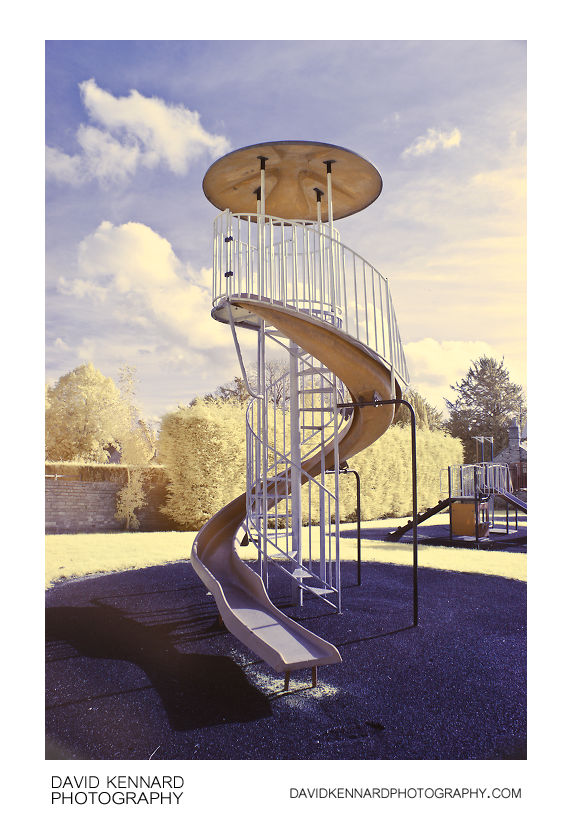 [IR] Slide in Lubenham Playground