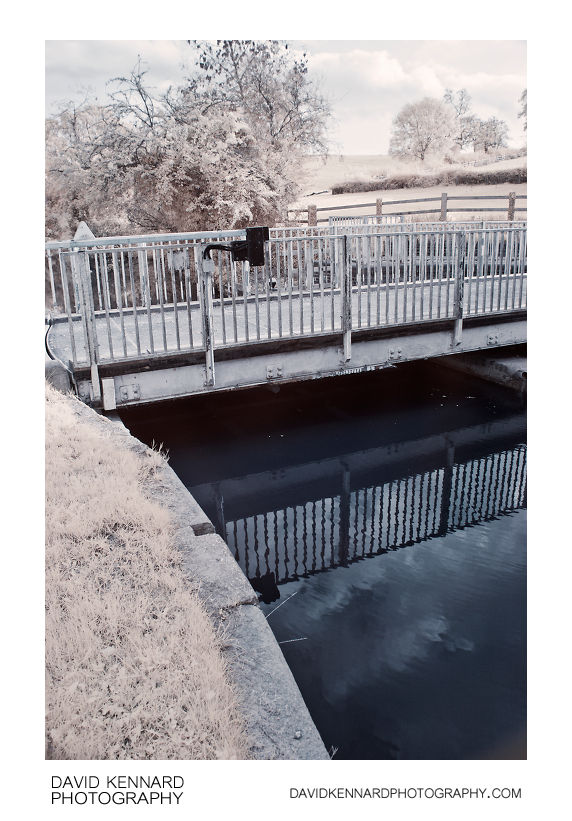 [IR] Foxton Swing Bridge