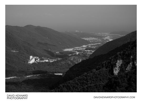 View east from the Sorak Cable Car