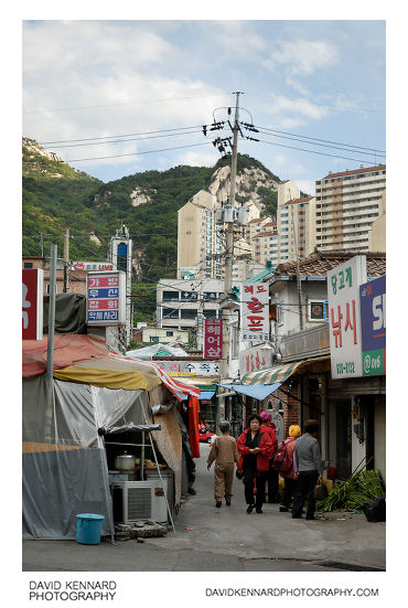 Narrow street near Danggogae station