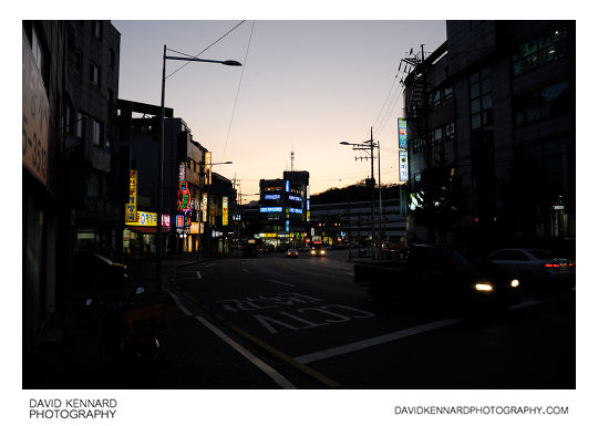 Deokreung-ro at twilight