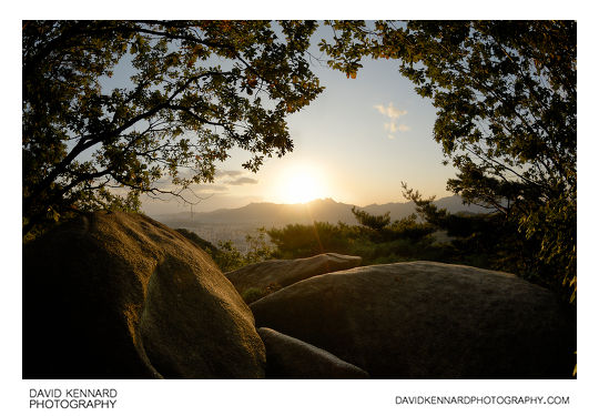 Sunset over Seoul from Buramsan