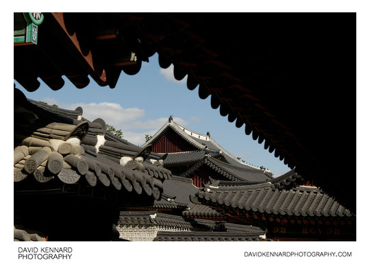 Palace building roofs, Changdeokgung
