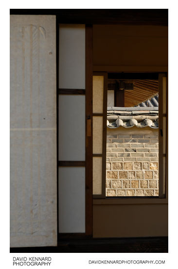Windows and wall, Changdeokgung palace