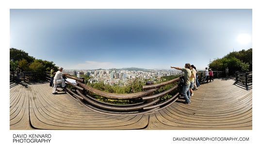 360° panorama from the viewing platform partway up north side of Namsan (남산)