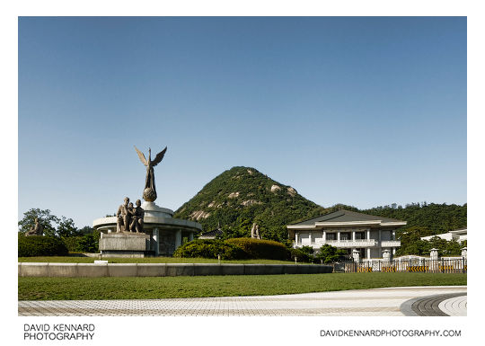 Fountain and Yeongbin-gwan