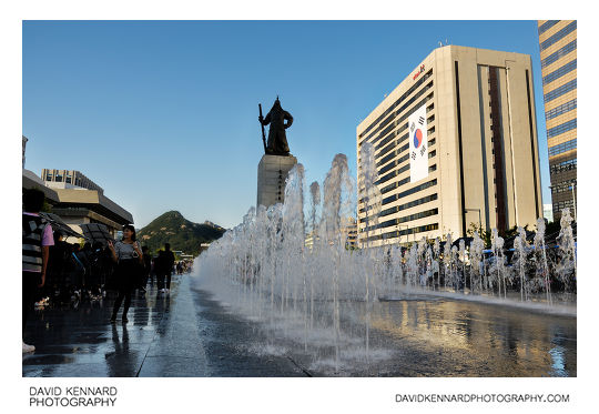 Admiral Yi Sun-sin Fountain