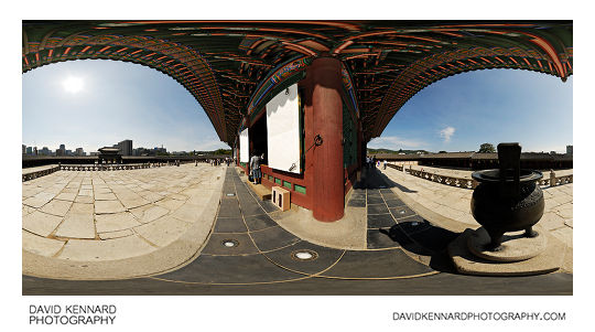 360 by corner of Geunjeongjeon Hall