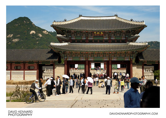 Geunjeongmun Gate and Yeongjegyo Bridge, Gyeongbokgung Palace