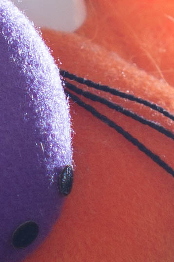 100% crop of photo of soft toy taken with bare lens (no Pictrol)