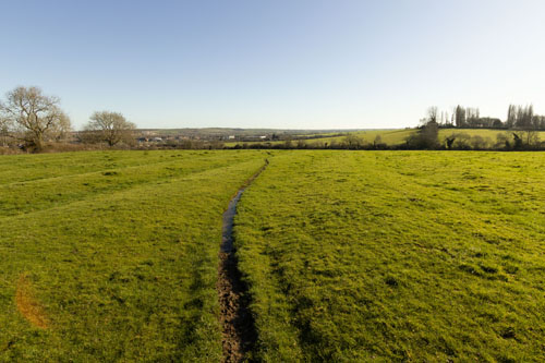 EF-S 10-22mm shot in APS-C mode in camera with automatic lens profile corrections applied