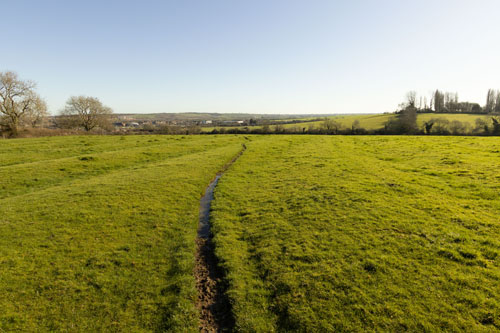 EF-S 10-22mm shot in APS-C mode in camera with automatic lens profile corrections applied