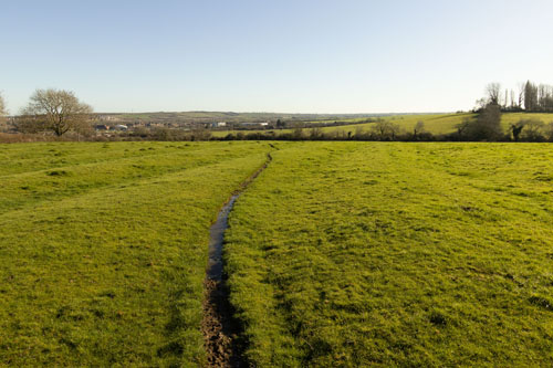 EF-S 10-22mm shot in APS-C mode in camera with automatic lens profile corrections applied