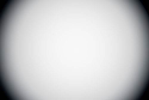 Canon EF-S 10-22mm lens vignetting on full frame at 14mm