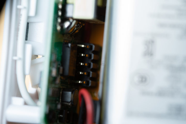 Pins connecting the flash tube PCB and main PCB in the Godox MF12 flash