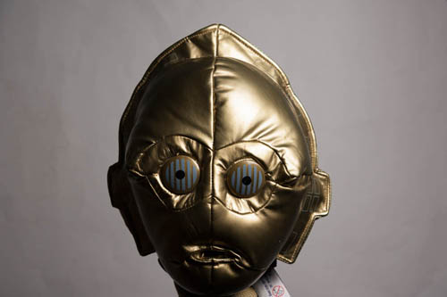C-3PO bag photographed using Opteka 40cm collapsible softbox with lambency diffuser acting as first diffusion layer