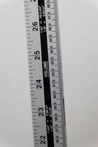 Photo of a ruler taken with Fuji X-A1 and 16-50mm kit lens at 50mm and minimum focus distance